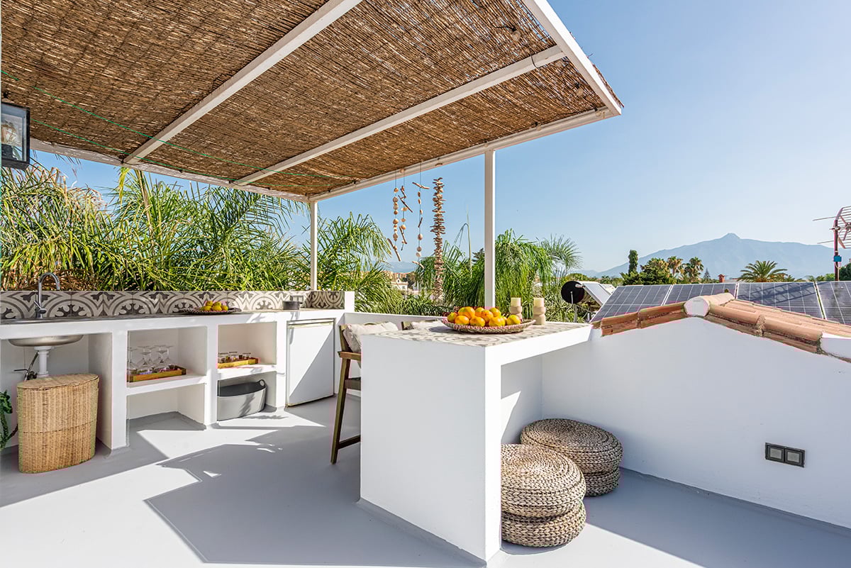 För att bäst hitta drömhemmet i solen är det viktigt att ha koll på mäklarens roll i Spanien