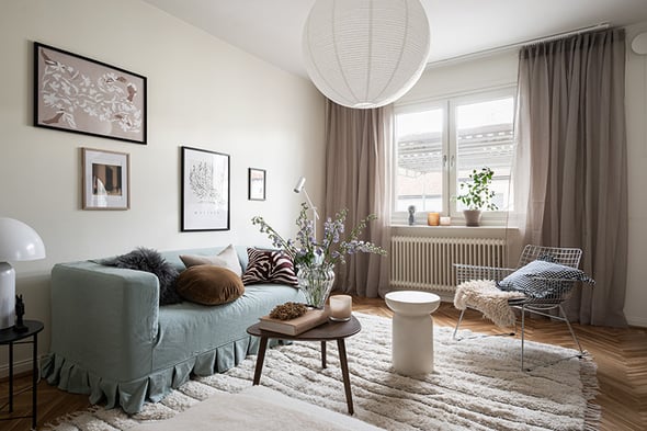 vardagsrum med klappvanliga material-eller-monster